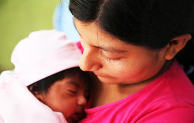 Maritza con su bebe