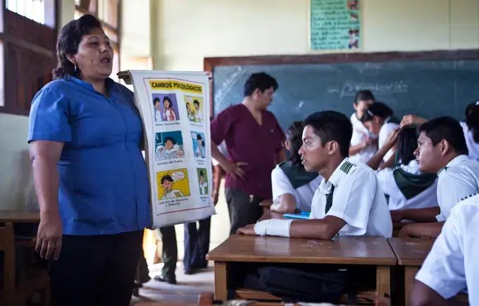 Estado peruano presentó avances en ejecución de políticas públicas de educación sexual y prevención de la violencia contra los niños, niñas  y adolescentes